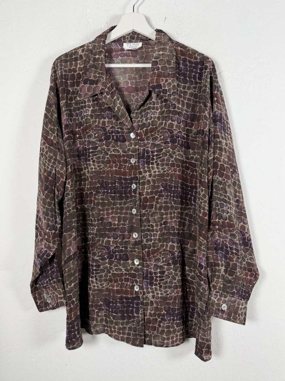 Vintage Tess Blouse Womens 3X Brown Alligator Croc Print Silk Button Up Shirt